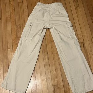 Uniqlo Women's Cream Straight Leg Pants